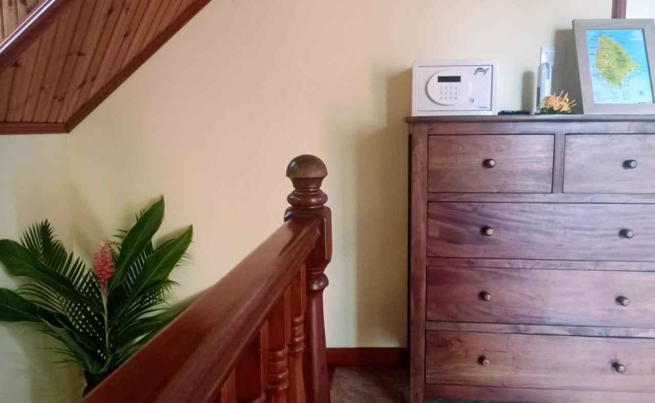 Badamier Self-Catering Apartman La Digue Kültér fotó