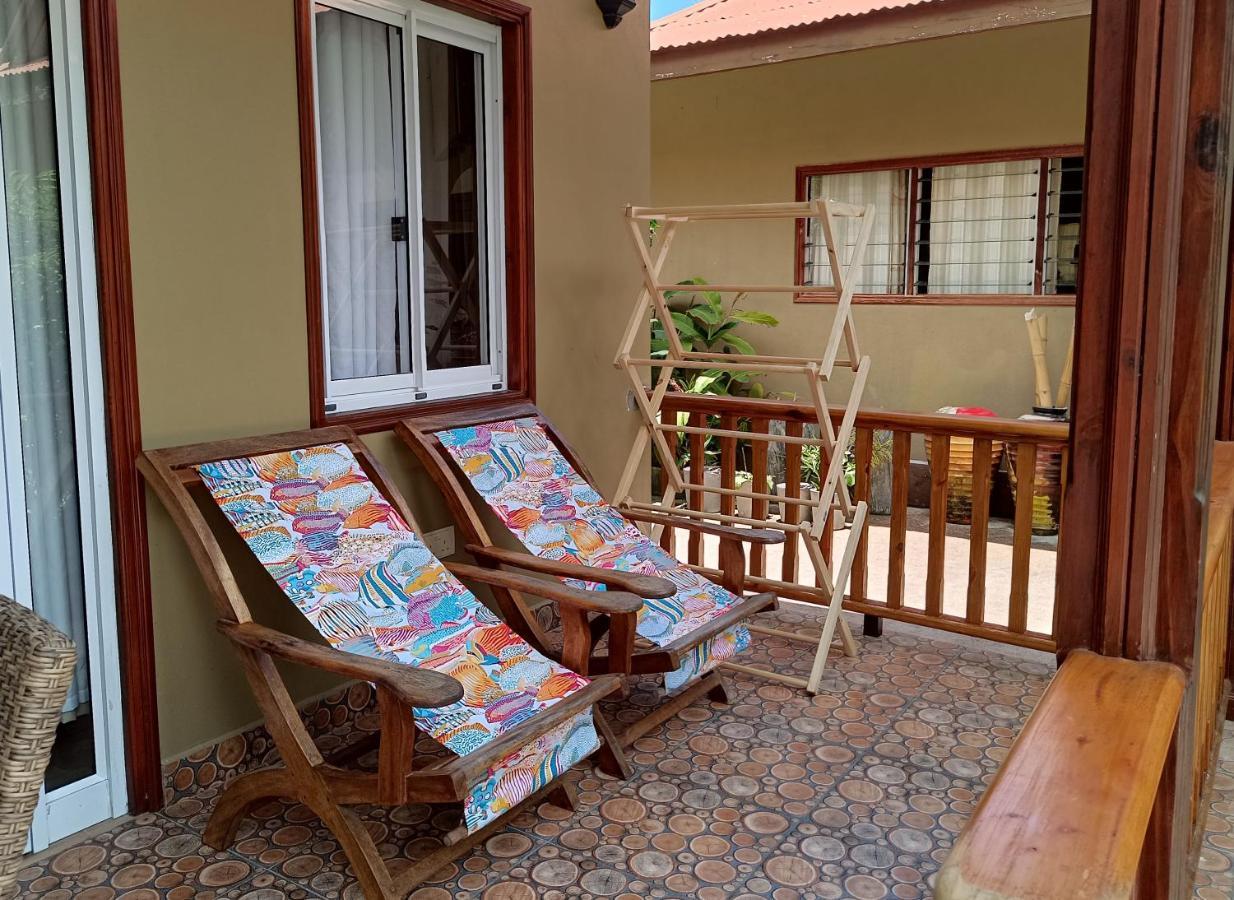Badamier Self-Catering Apartman La Digue Kültér fotó